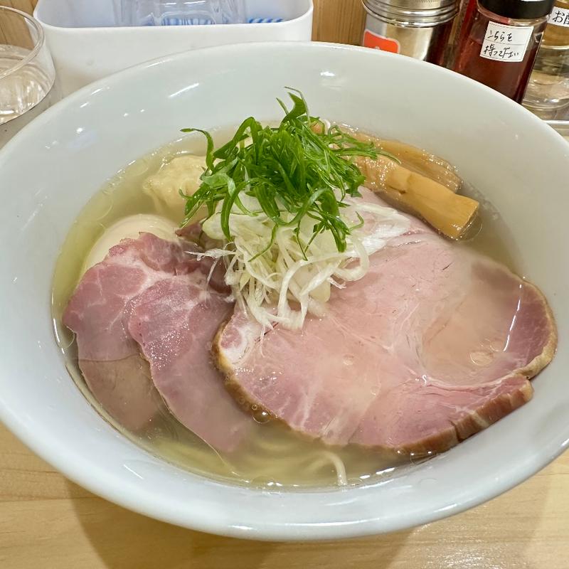 特製塩ラーメン(NAGASHARI)