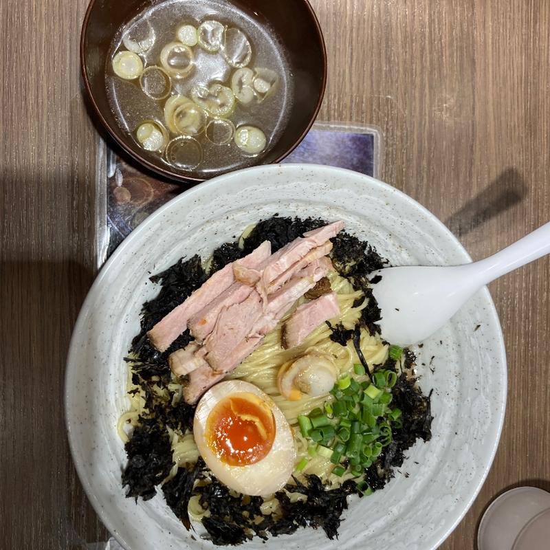 漆黒のホタテまぜそば(小川流 多摩貝取店)