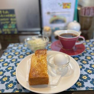 トースト+玉子＋サラダモーニングサービス(カフェ ドン)