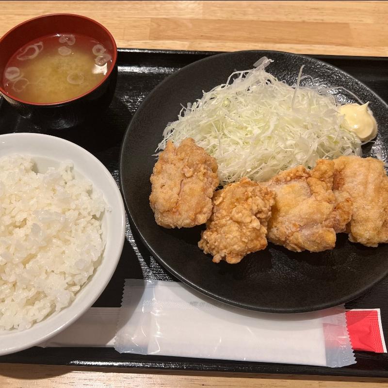 唐揚げ定食(からあげ日本一 参宮橋店)