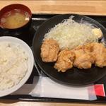 唐揚げ定食