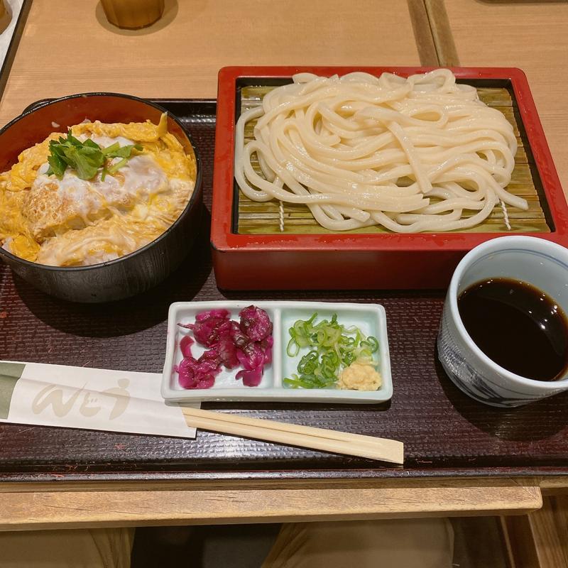 うどんと小カツ丼(銀座 木屋 羽田空港店)