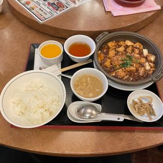 麻婆豆腐定食(湖陽樹 本町店 （コヨウジュ）)