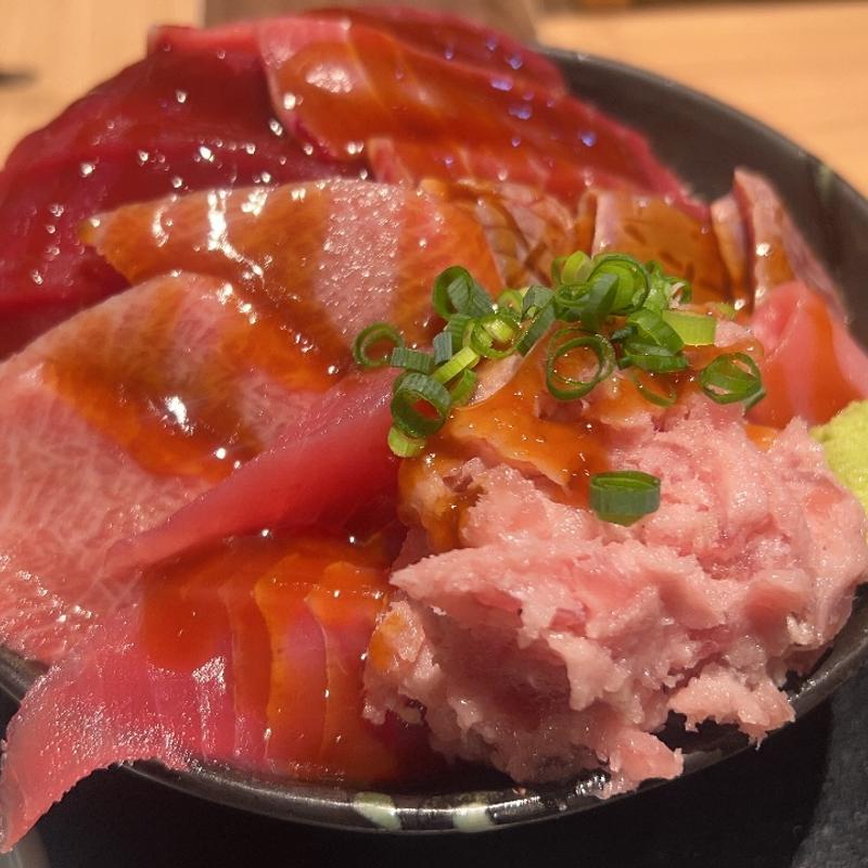 本まぐろ 極 大(鮪と米 研究学園店)