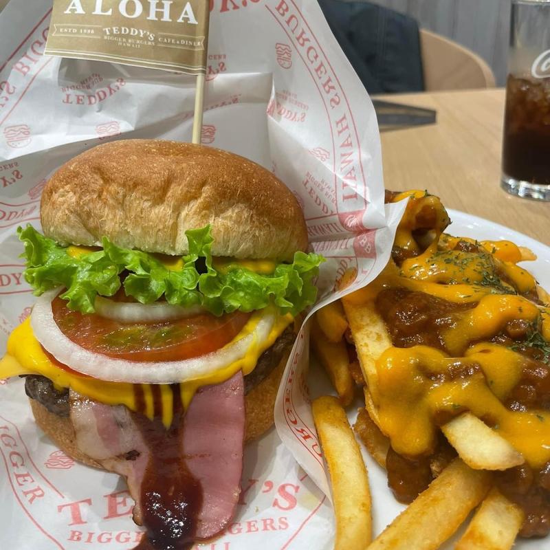 プレミアムCCバーガー(テディーズ ビガーバーガー 横浜ワールドポーターズ店)