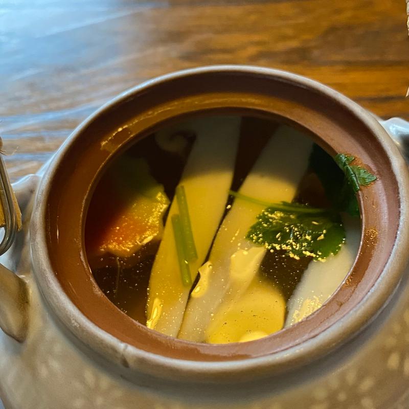 松茸の土瓶蒸し(よもぎや )