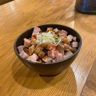 チャーシュー丼(つけ麺 いちびり)