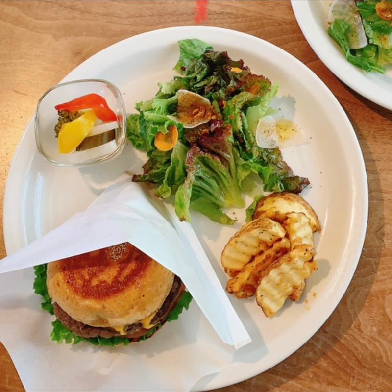 (サニーフレンズカフェ （SUNNY　FRIENDS　CAFE）)