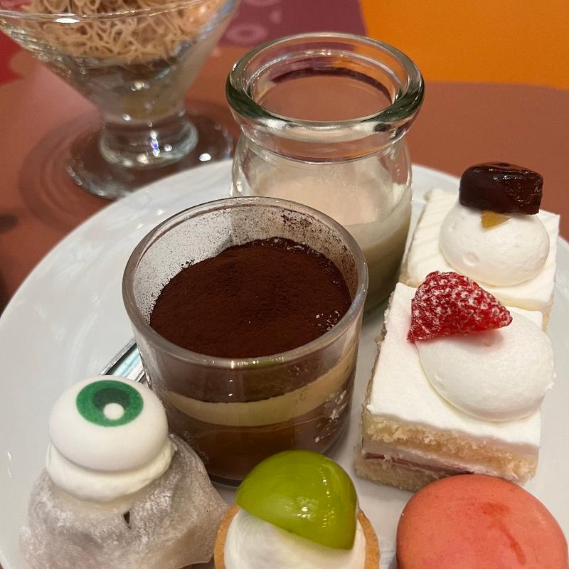 スィーツブッフェ(SATSUKI  （サツキ【旧店名】アゼリア）)