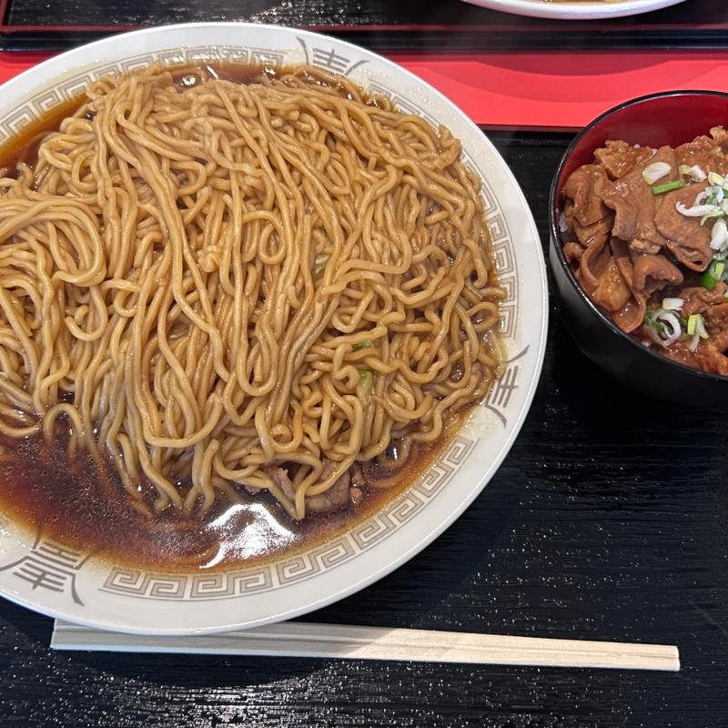 名代焼きそば(特盛)+ミニもつ丼セット(成駒屋 )