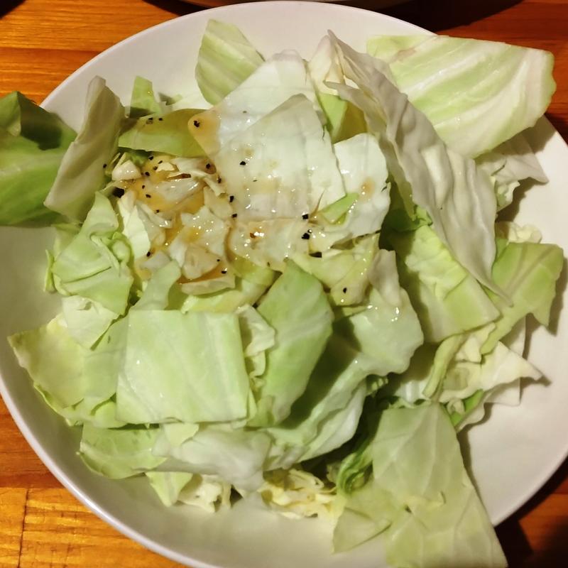 塩だれキャベツ(鳥自慢 川崎駅前店)