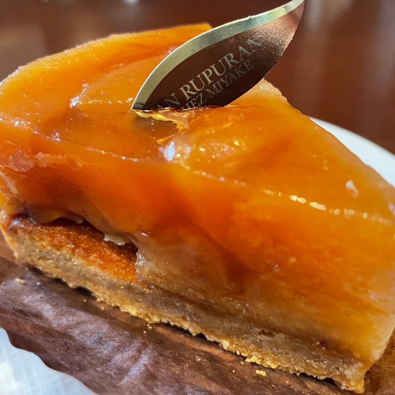 紅玉のタルトタタン(ジャンルプラン 鶴見花博通店)