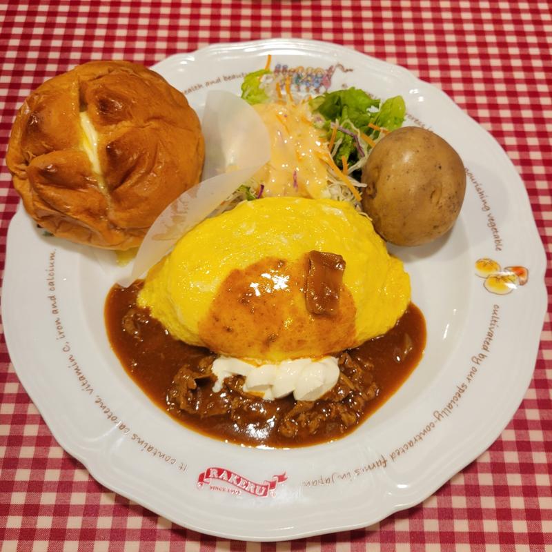 KUKU 牛肉ときのこのごちそうシチューオムライス(ラケル 渋谷宮益坂店)