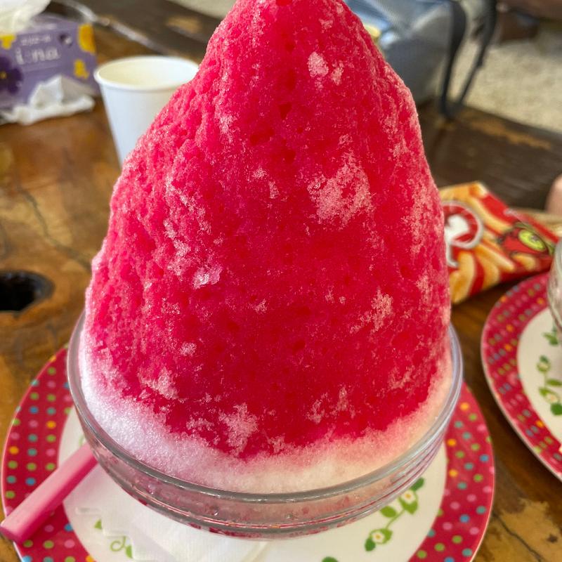 いちごかき氷(パーラー　ぱいぬ島)