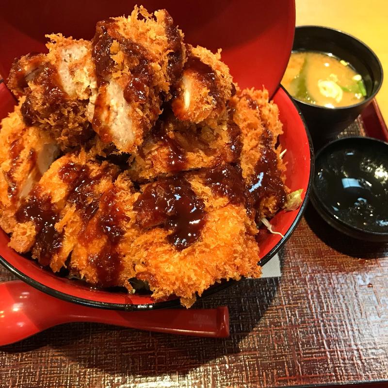 マウンテン丼(とんかつとろろ膳 かつ麦)