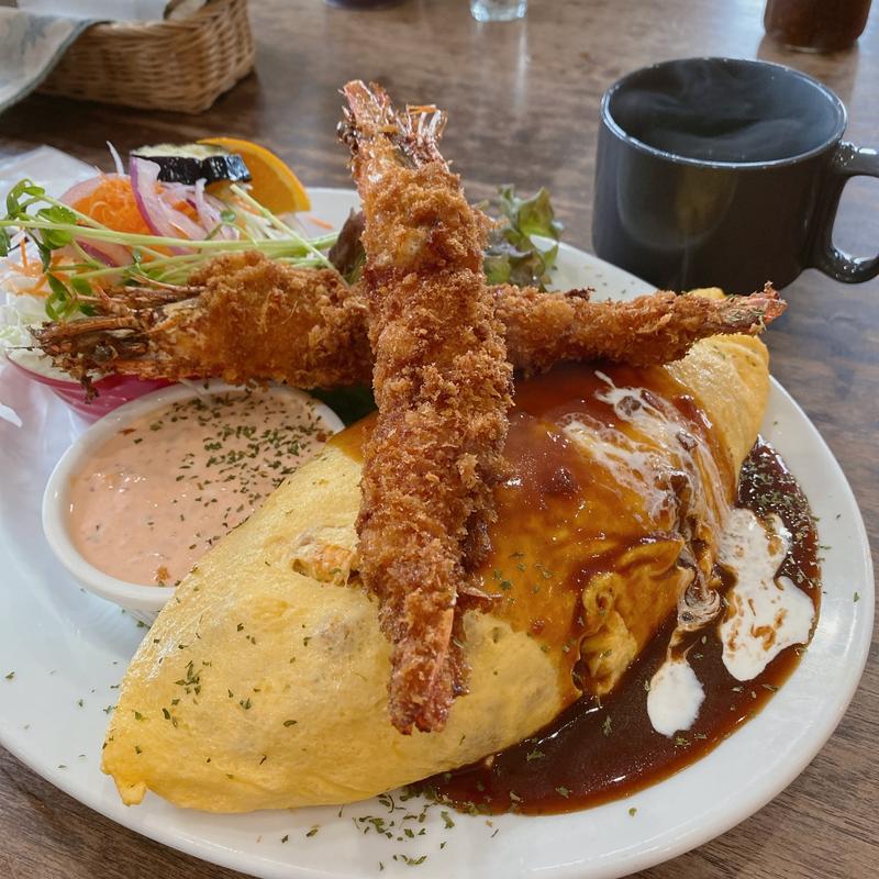 オムライス&エビフライ(カフェ&キッチン マナビ)