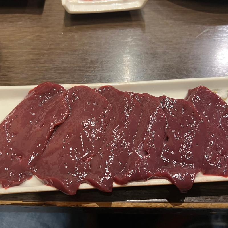 牛レバー(炭火焼肉たわら屋)