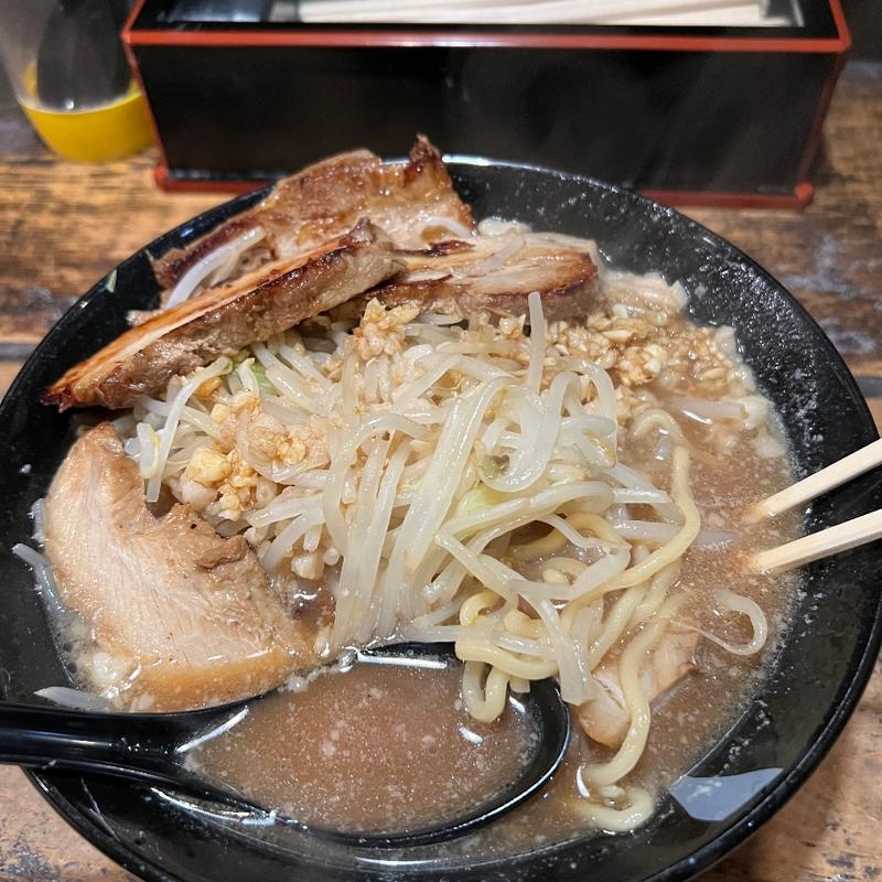 どてちんラーメン　ヤサイ増し　カラメ(らーめん 勝三)