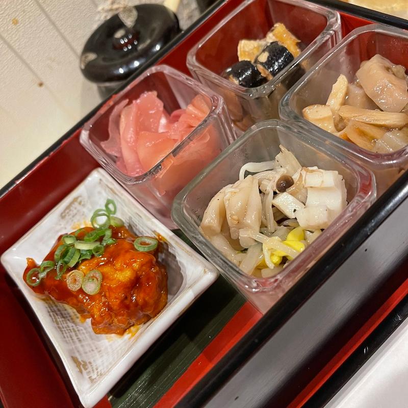 4種の惣菜(すし処 智)