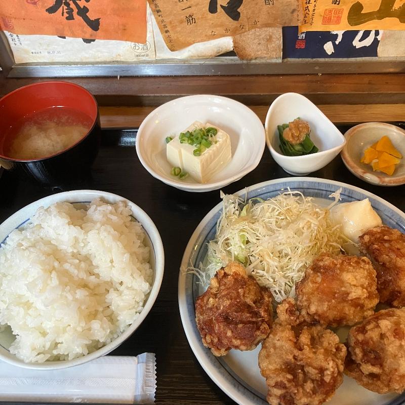 唐揚げ定食(雑魚市場)