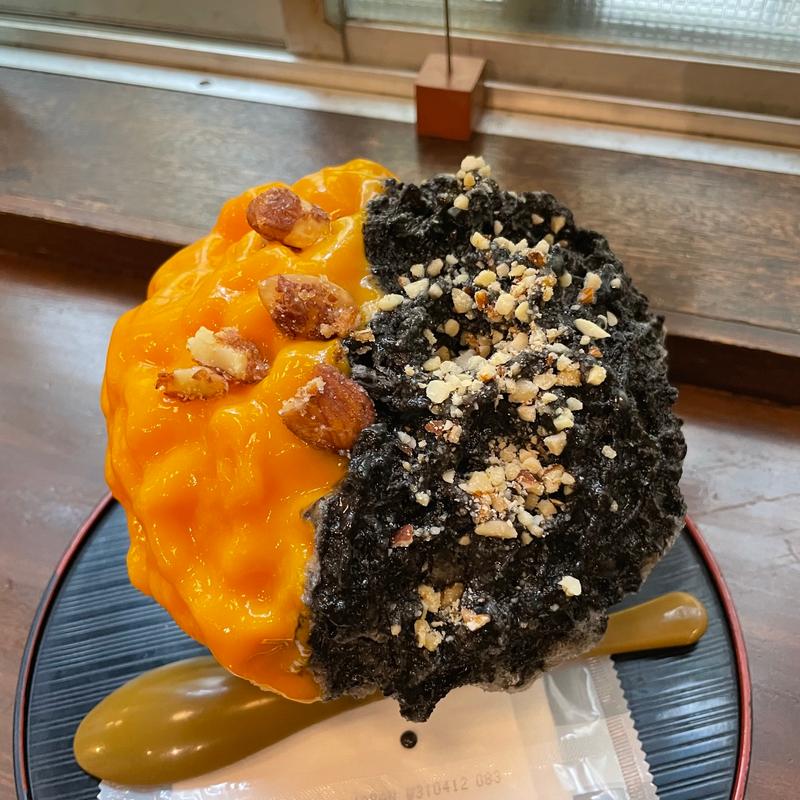 かき氷　かぼちゃ、ごまのあいがけ(大阪浪花家 )