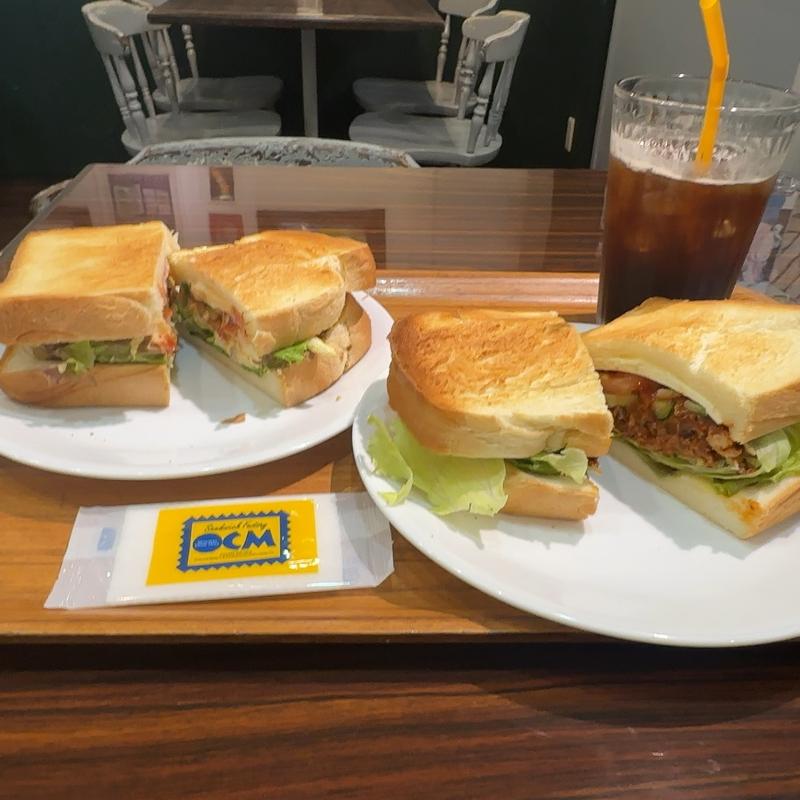 チキン　タマゴ(サンドイッチファクトリー・オーシーエム)