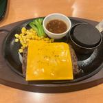 ビーフハンバーグステーキチェダーチーズ