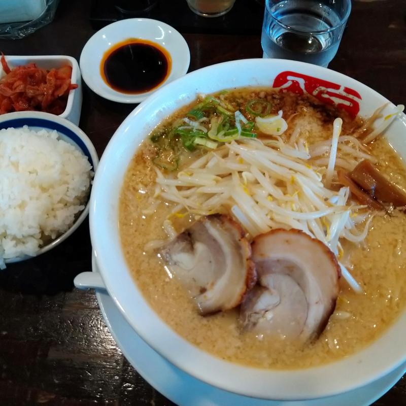 ライス　キムチとか食べ放題(宝介 R282 八幡平店)