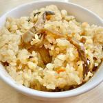 牡蠣そば 松茸の釜飯(立ち喰い 雑賀屋)