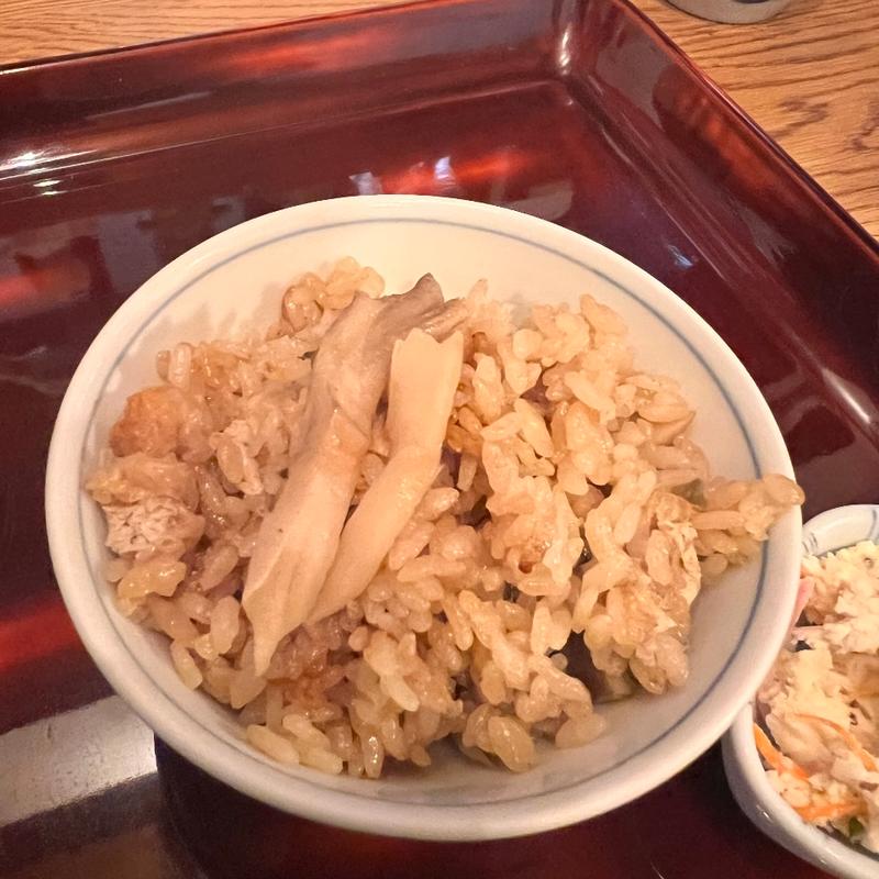 天然舞茸ごはん(里山茶屋 むろや)