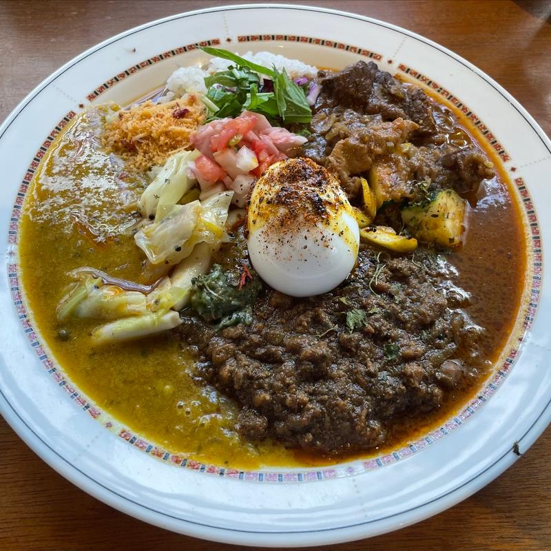 (カリー＆ナイス カトゥール （CURRY＆NICE カトゥール）)