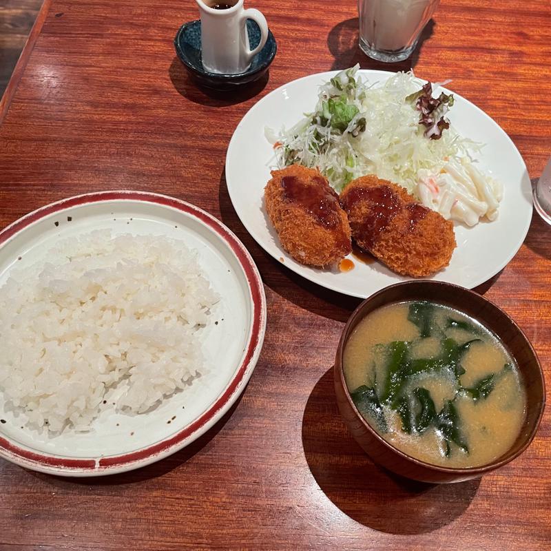 カニクリームコロッケ定食(はれたりくもったり )