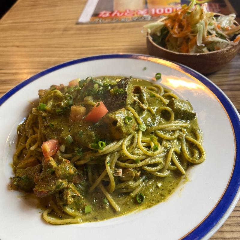 サブティチキンパスタ、(サロジの窯)