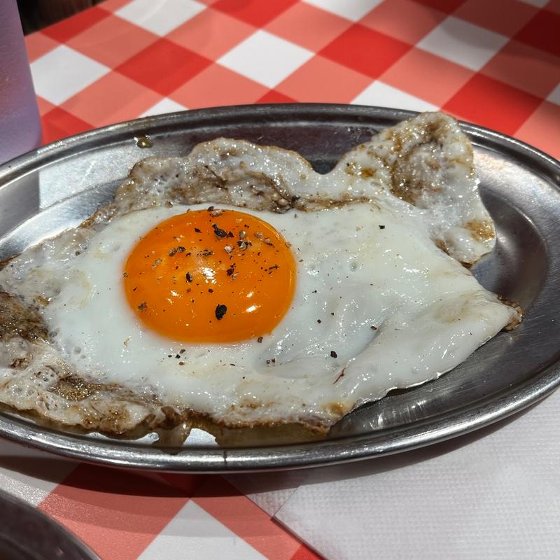目玉焼き(スパゲッティーのパンチョ 新宿南口店)