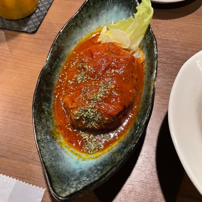 煮込みハンバーグ(おばんざいバー 笑 - niko -)