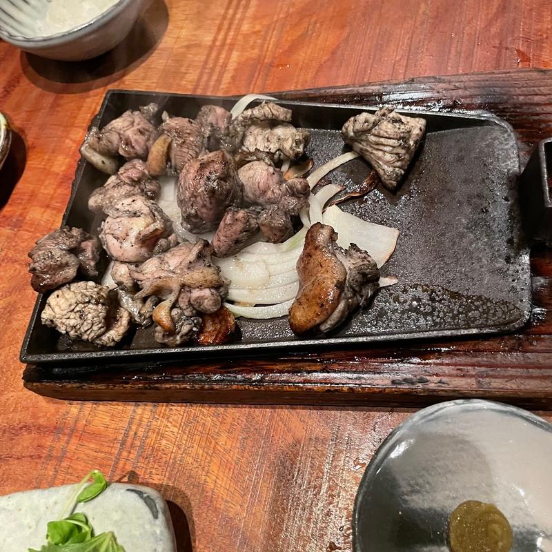 鹿児島産　薩摩地鶏炙り焼(炭火焼鳥 権兵衛 南森町店 )