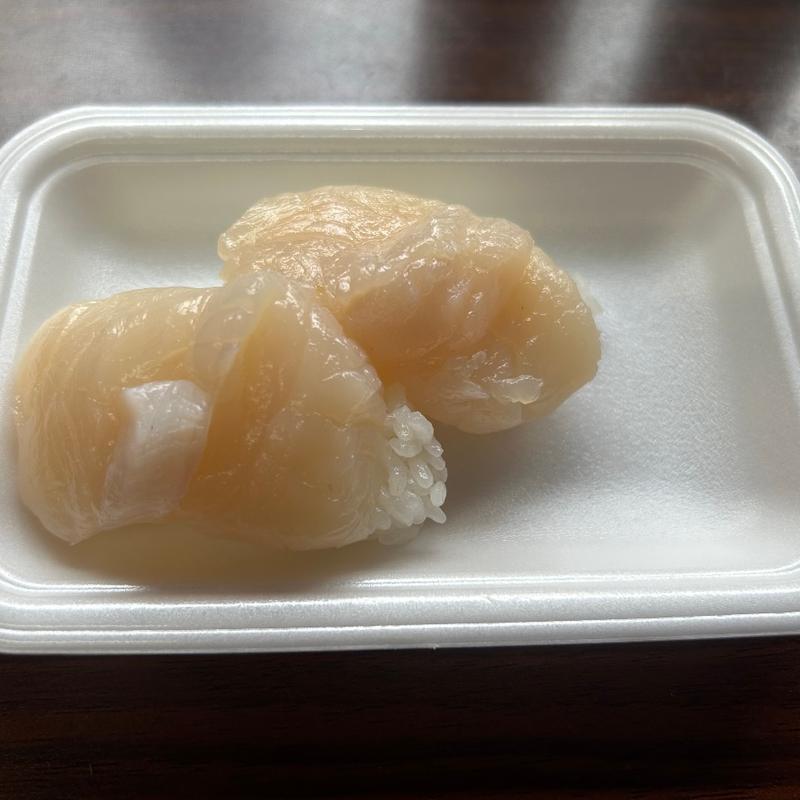 ホタテ（二貫）(高知のマグロとカツオ タカシン水産 築地店)