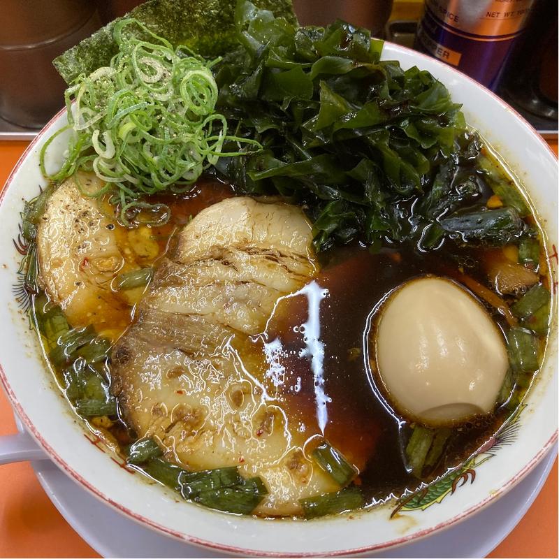 ヘヴィー煮玉子ワカメカスタム(友愛亭 （ユウアイテイ）)