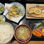 おまかせ定食(いわし 地魚料理 香海)