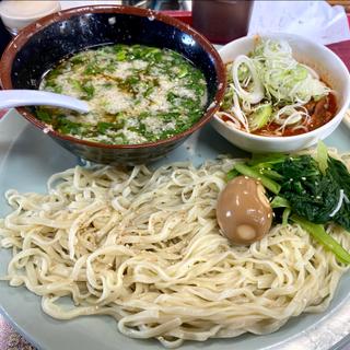 辛ホルつけ麺(味玉入り)(とん平食堂 )