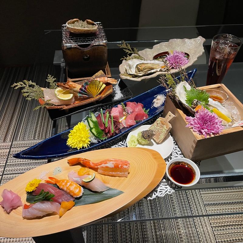 (鮪と蟹の専門店 鮪屋)