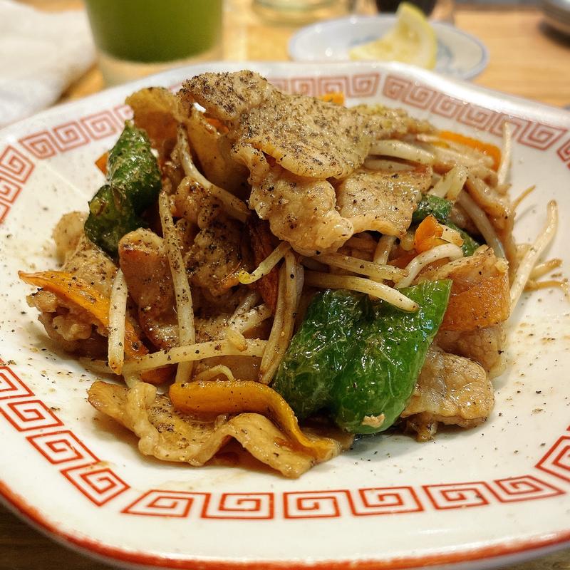 肉野菜炒め(大衆酒場 チャン栓チャン)