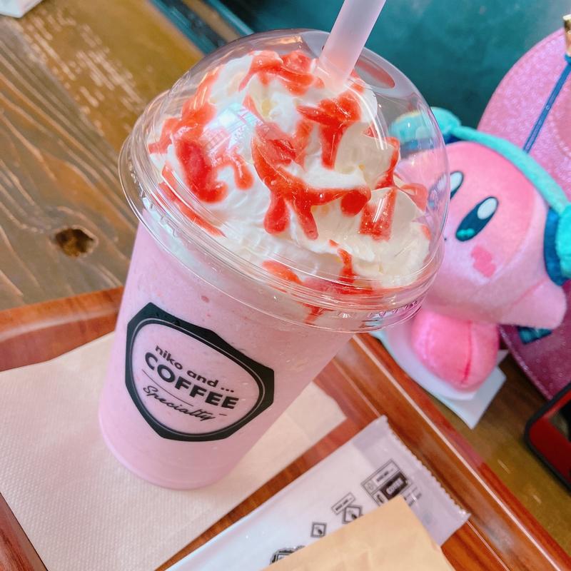 いちごスムージー(niko and... TOKYO)