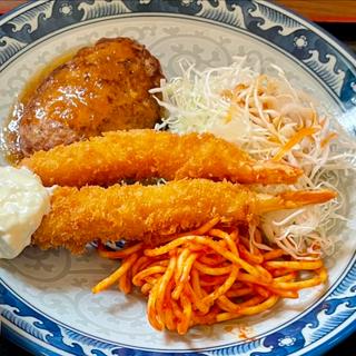 ハンバーグ&エビフライ定食(ドライブイン えんや )