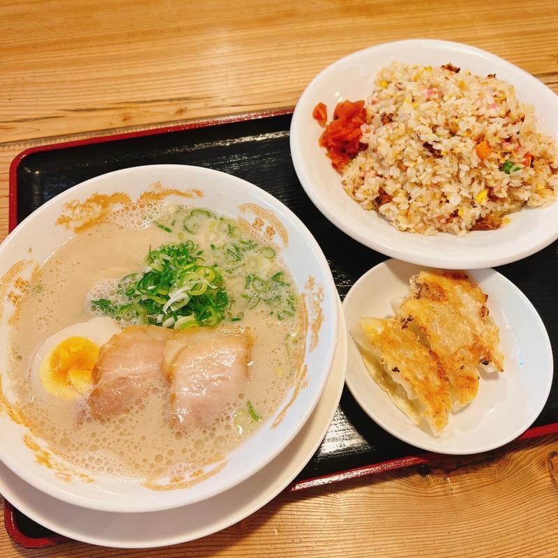 コンビ（ラーメン・チャーハン）(らあめん彩龍 （らあめんさいりゅう）)