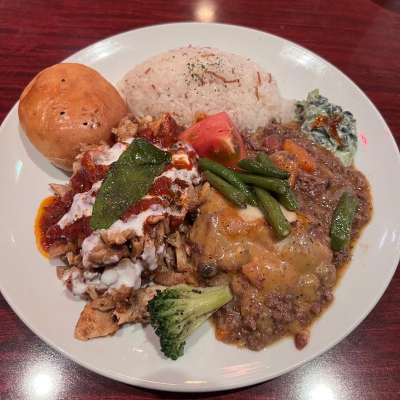 MIXプレート おかず大盛(トルコ料理トプカプ)