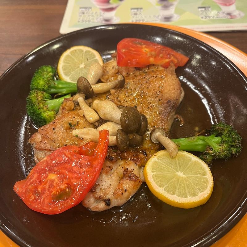 若鶏レモンバター、醤油ソース(ジョナサン 五反田駅前店)