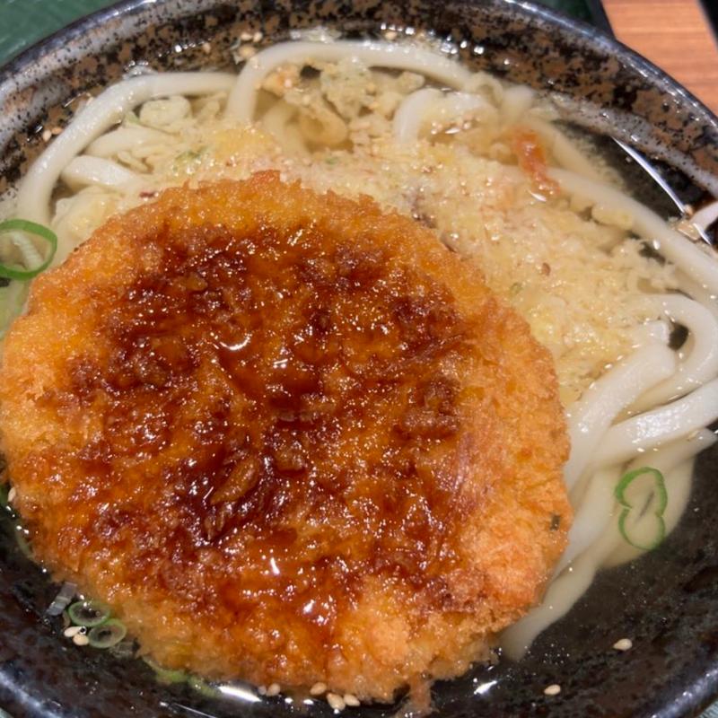 かけ（小）+コロッケ(はなまるうどん 多摩センター店)