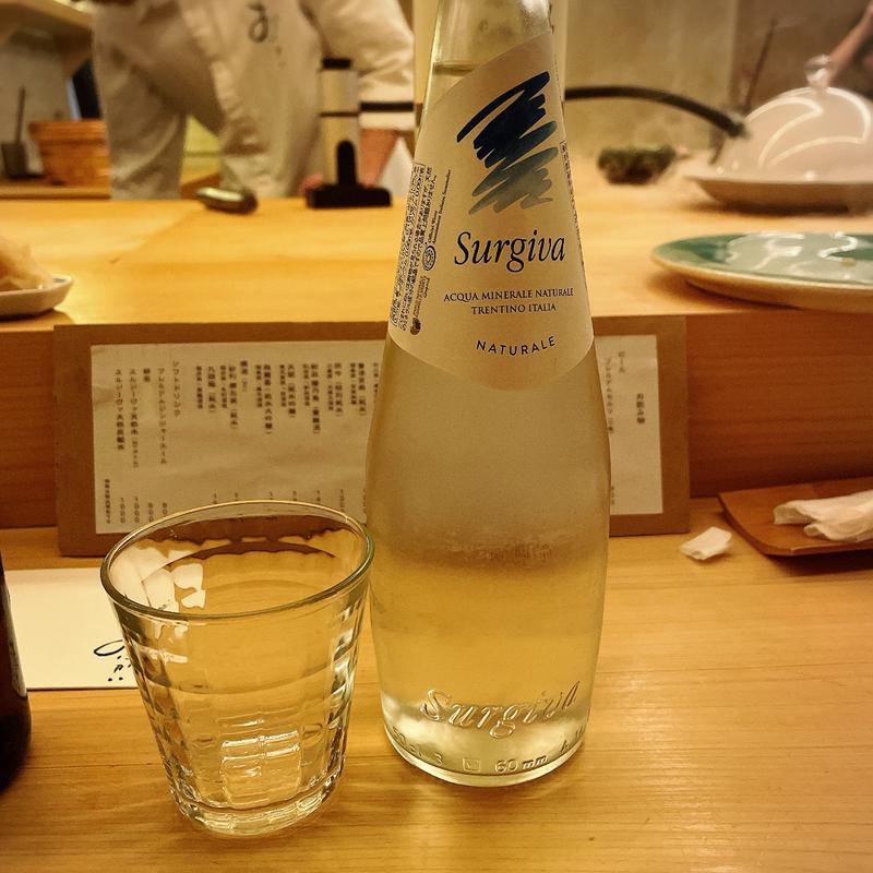 スルジーヴァ天然水(鮨おにかいたすいち(＋1))