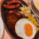 チョリソーとハンバーグの盛合せ(サイゼリヤ グリナード永山店)